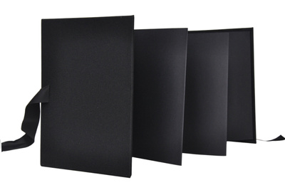 Album na zdjęcia harmonijka jamnik na 12 zdjęć w rozmiarze 10x15 cm -  LINEN BLACK - Czarny - materiał - płótno