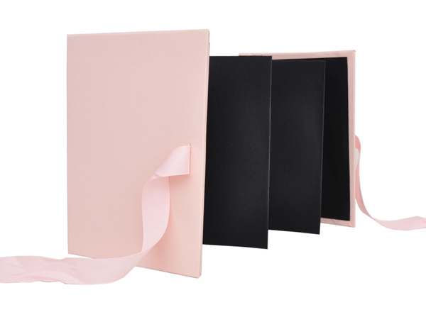 Album na zdjęcia harmonijka jamnik na 12 zdjęć w rozmiarze 15x21 cm -  LINEN PINK - Różowy - materiał - płótno