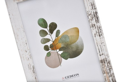 Ramka drewnopodobna - naturalna - format 13x18 cm - kolor postarzany biały - D113