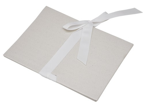 Album na zdjęcia harmonijka jamnik na 12 zdjęć w rozmiarze 13x18 cm -  - VIBES - komunia - Kremowy