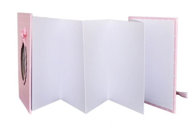 Album harmonijka typu jamnik 13x18/12 - YOUNG CHILD - dziecięcy - rózowy