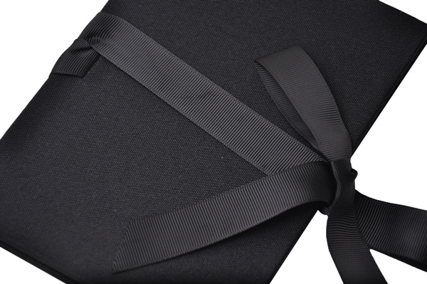 Album na zdjęcia harmonijka jamnik na 12 zdjęć w rozmiarze 10x15 cm -  LINEN BLACK - Czarny - materiał - płótno