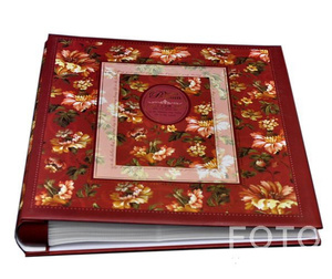 Album na 500 zdjęć w rozmiarze 10x15 cm Arras w pudełku - bordowy