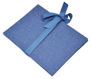 Album na zdjęcia harmonijka jamnik na 12 zdjęć w rozmiarze 10x15 cm -  LINEN BLUE  - Niebieski - materiał - płótno