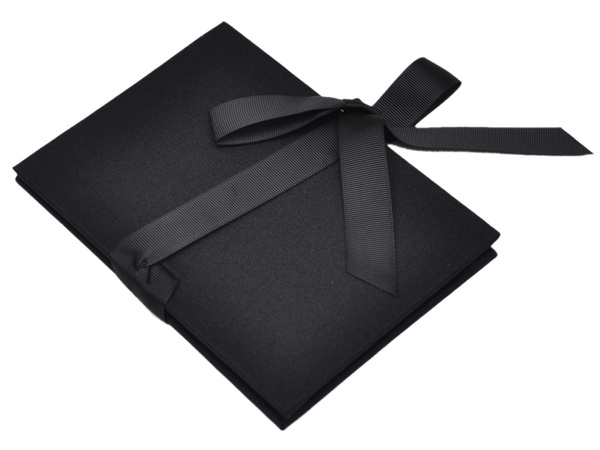 Album na zdjęcia harmonijka jamnik na 12 zdjęć w rozmiarze 10x15 cm -  LINEN BLACK - Czarny - materiał - płótno