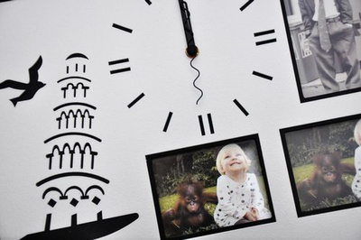 Kwadratowy zegar z okienkami na zdjęcia lub obrazki - Wieża - srebrny