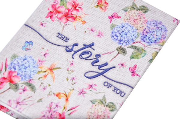 Album na zdjęcia do wsuwania zdjęcia w formacie 10x15 cm - Album na 36 zdjęć - FLOWER STORY - Fioletowo-kremowy