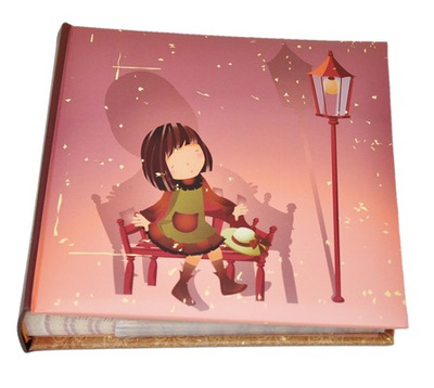 Album na zdjęcia do wsuwania zdjęcia w rozmiarze 10x15 cm - Album na 200 zdjęć - ANIME - Brązowy - Postać z anime - LENA