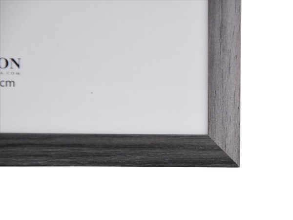 Ramka drewnopodobna - naturalna - format A4 21x29,7 cm - kolor grafitowy - D1921