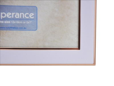 Ramka na zdjęcia w formacie 15x20 Z106 biało złota - metal